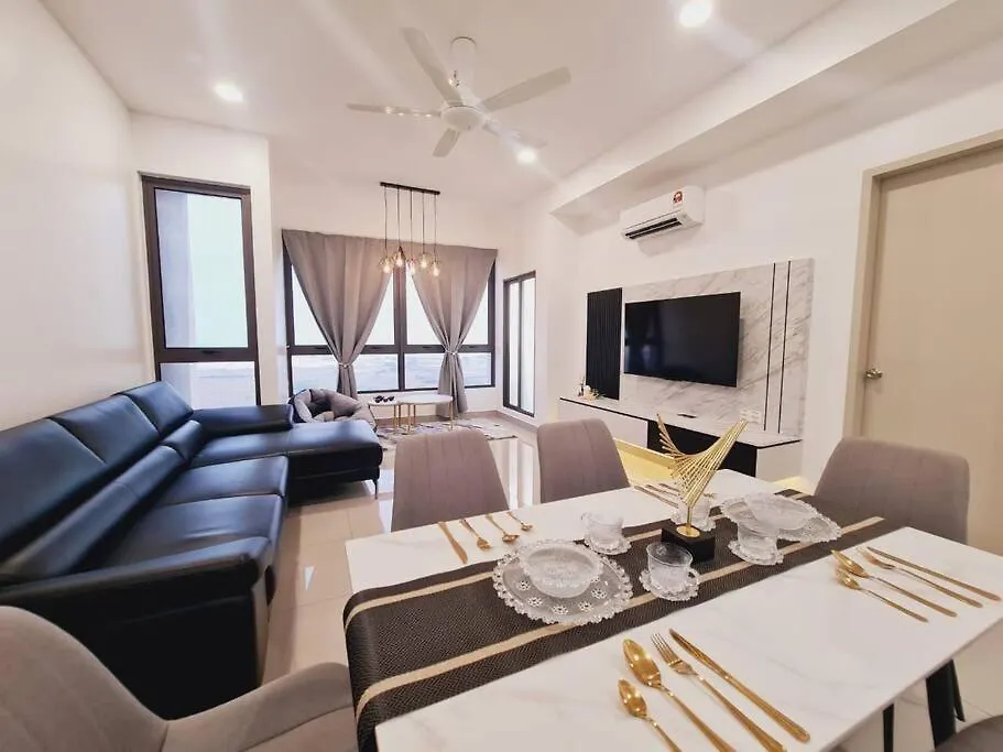 New! Bali 4-7Pax Melaka City @Modern Style Condo